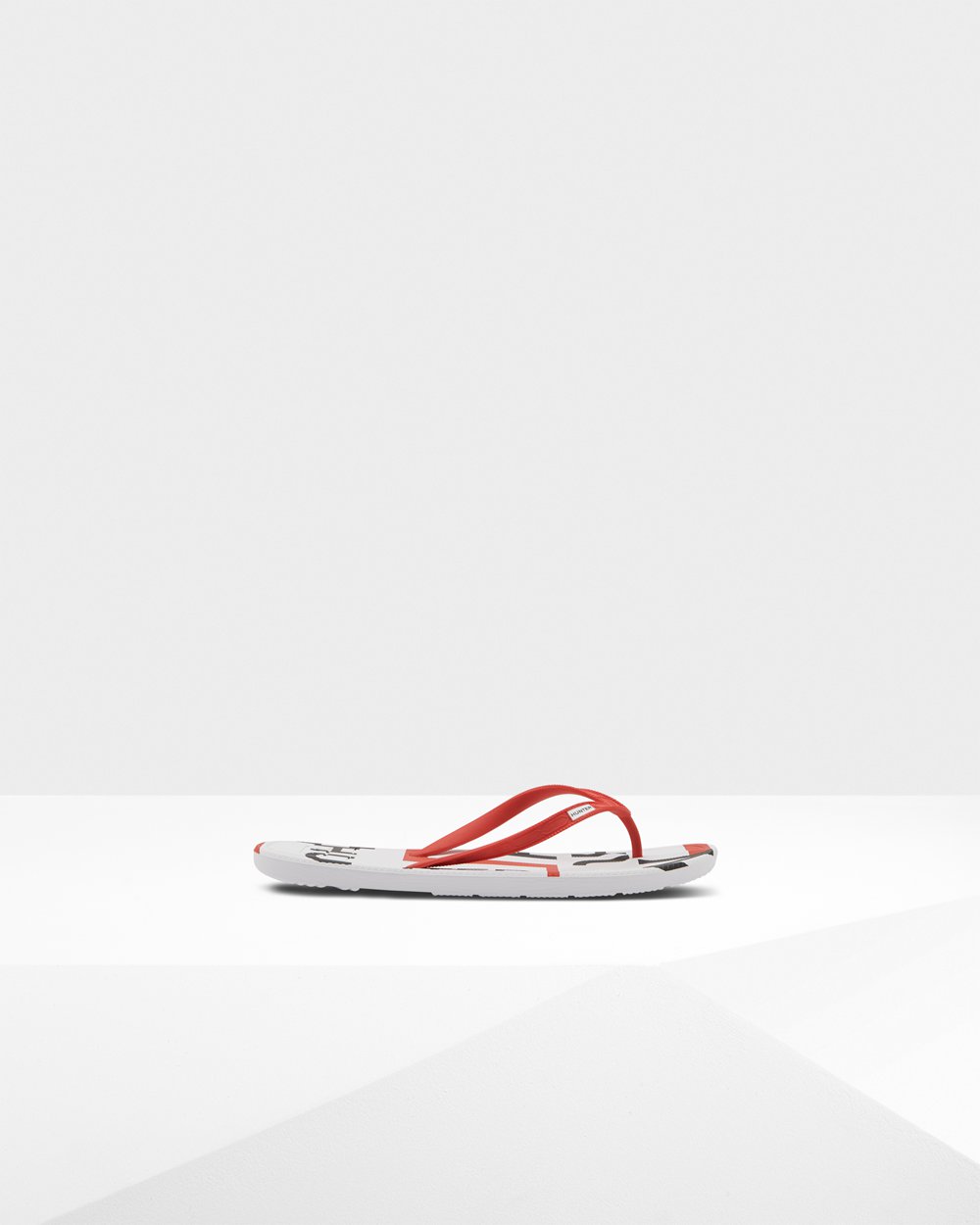 Hunter Original Exploded Logo Flip Flops - Shop Online Mens Red - PZECWB230